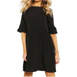 BOOHOO BLACK SHORT SLEEVE SMOCK DRESS